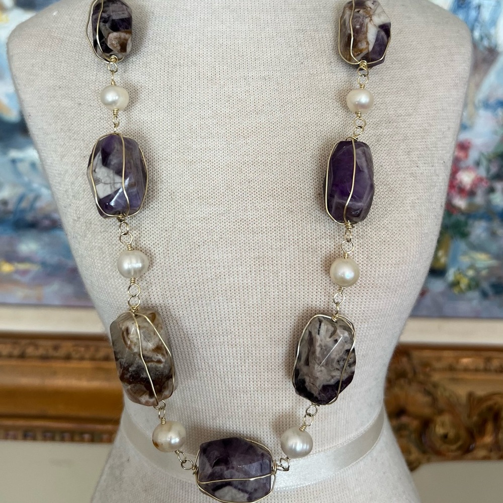 Elegant Purple and Silver Necklace